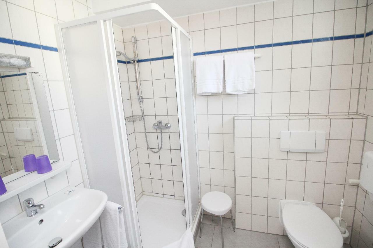 Hotel Pension Koeberl München Exteriör bild