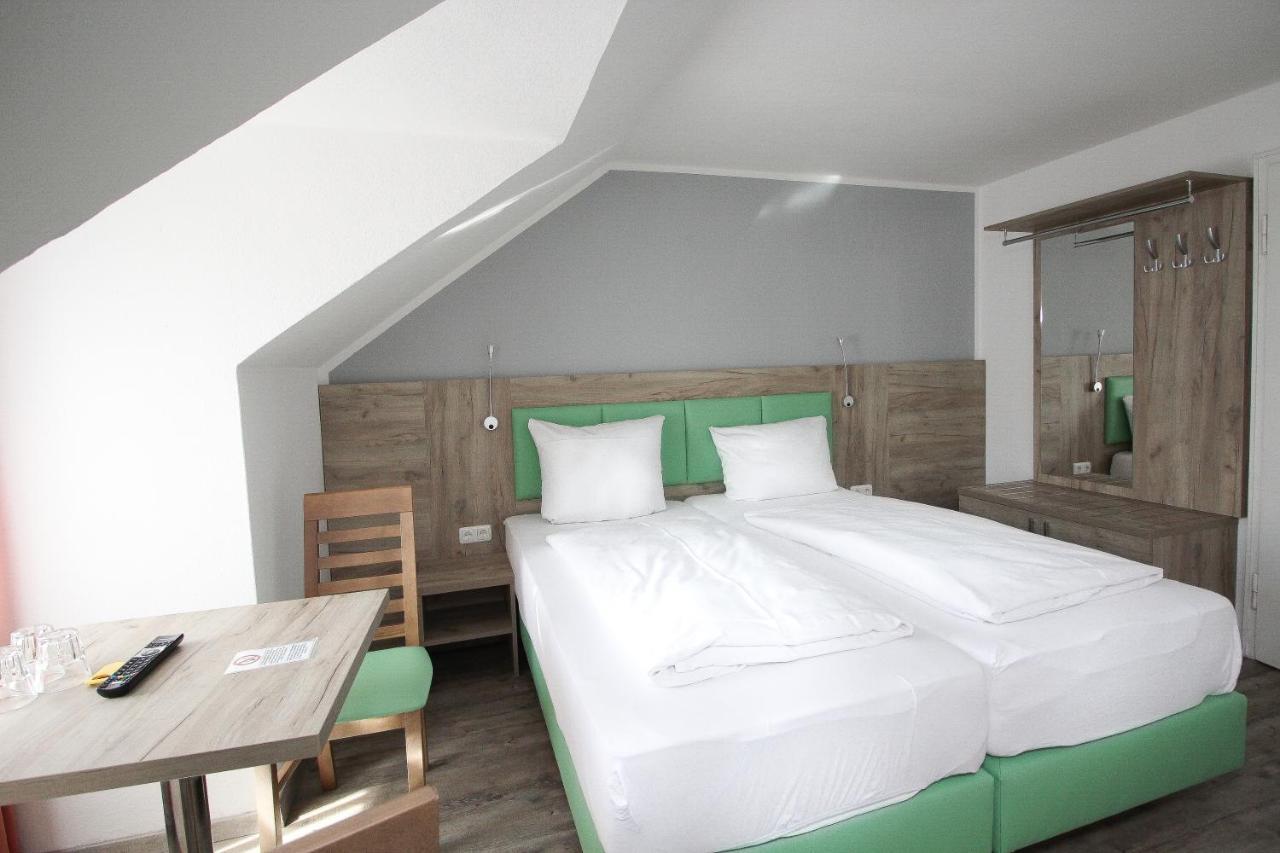 Hotel Pension Koeberl München Exteriör bild